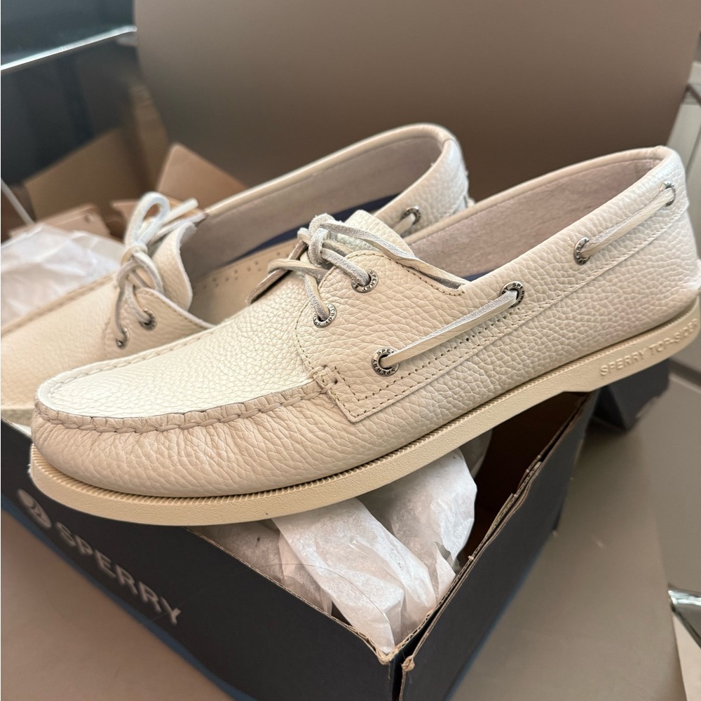 Sperry Men's Cream Boat Shoes Size 11